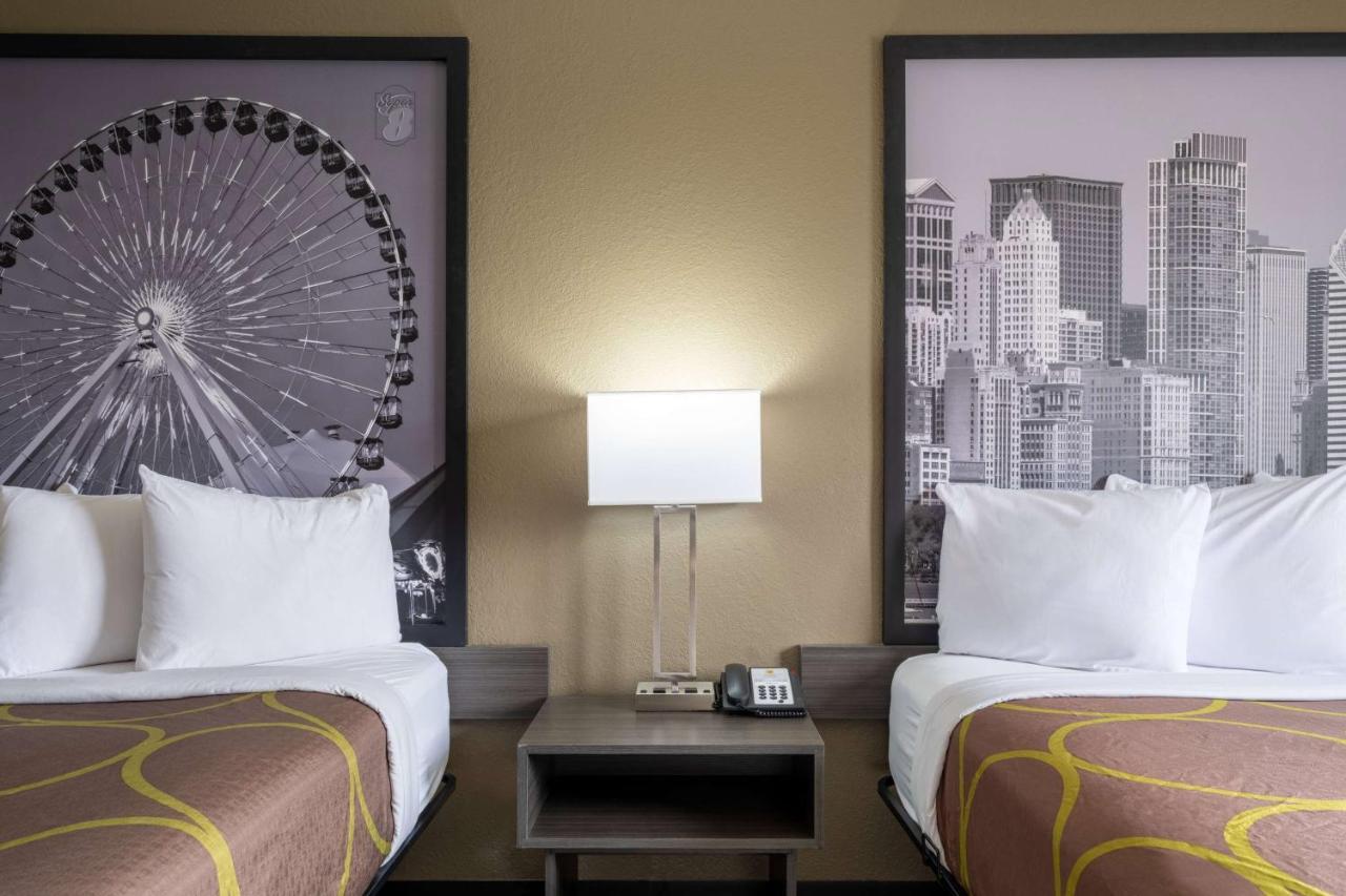 Hotel Super 8 By Wyndham Merrillville